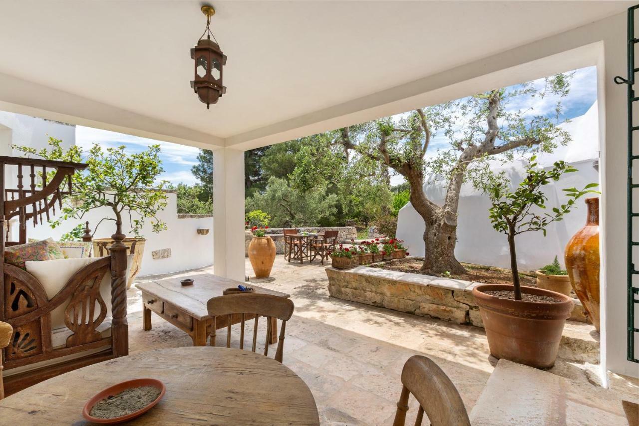 Trullo Il Karrubo Villa Ostuni Exterior photo